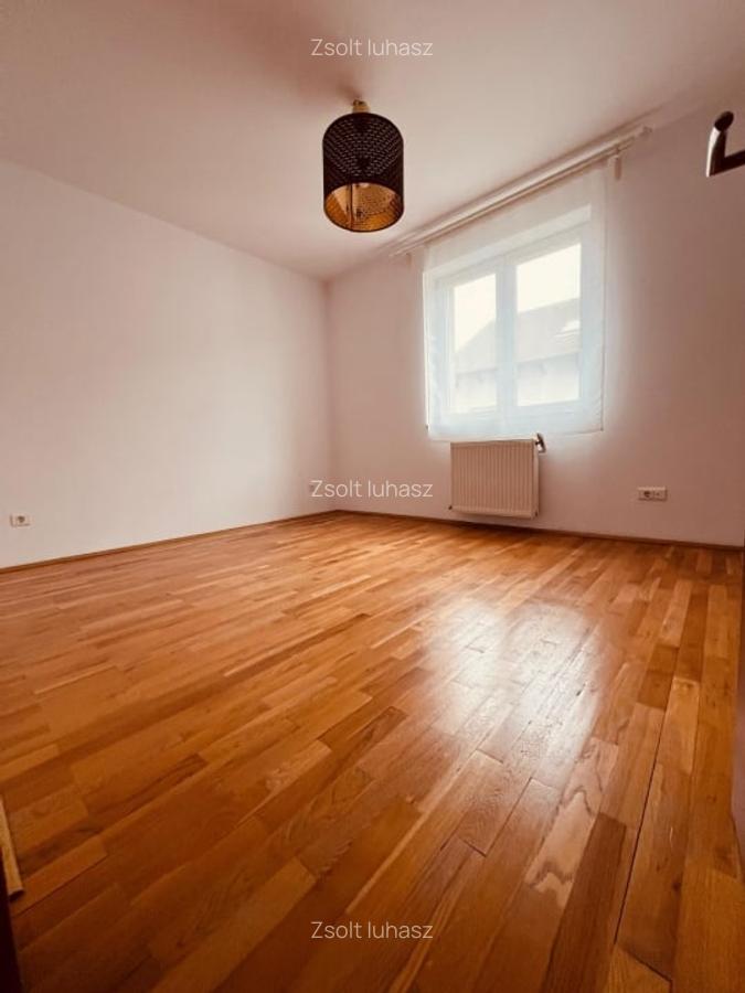 Casa de inchiriat cu sauna si piscina in complexul  Gradinile Soarelui - 9