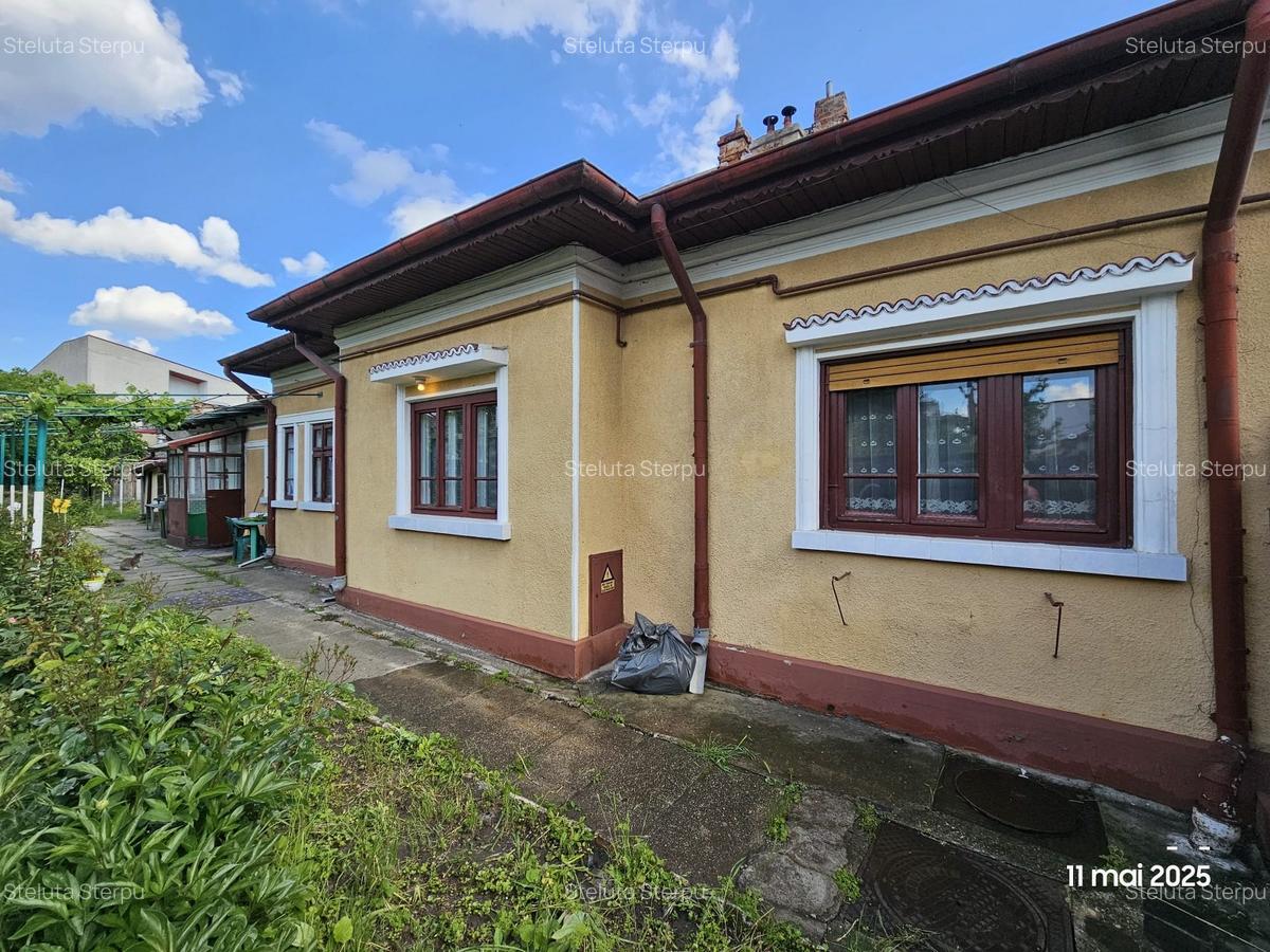 Marriott, vanzare casa si teren 388mp. - 5