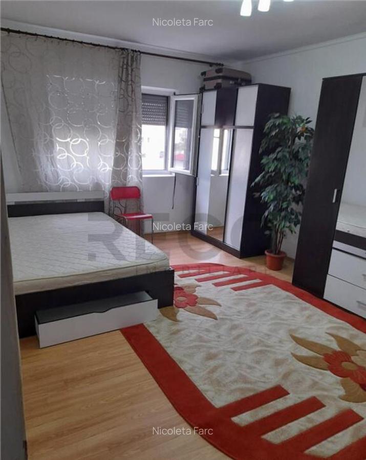 Reco Apartament 2 camere decomandat in Alesd - 1