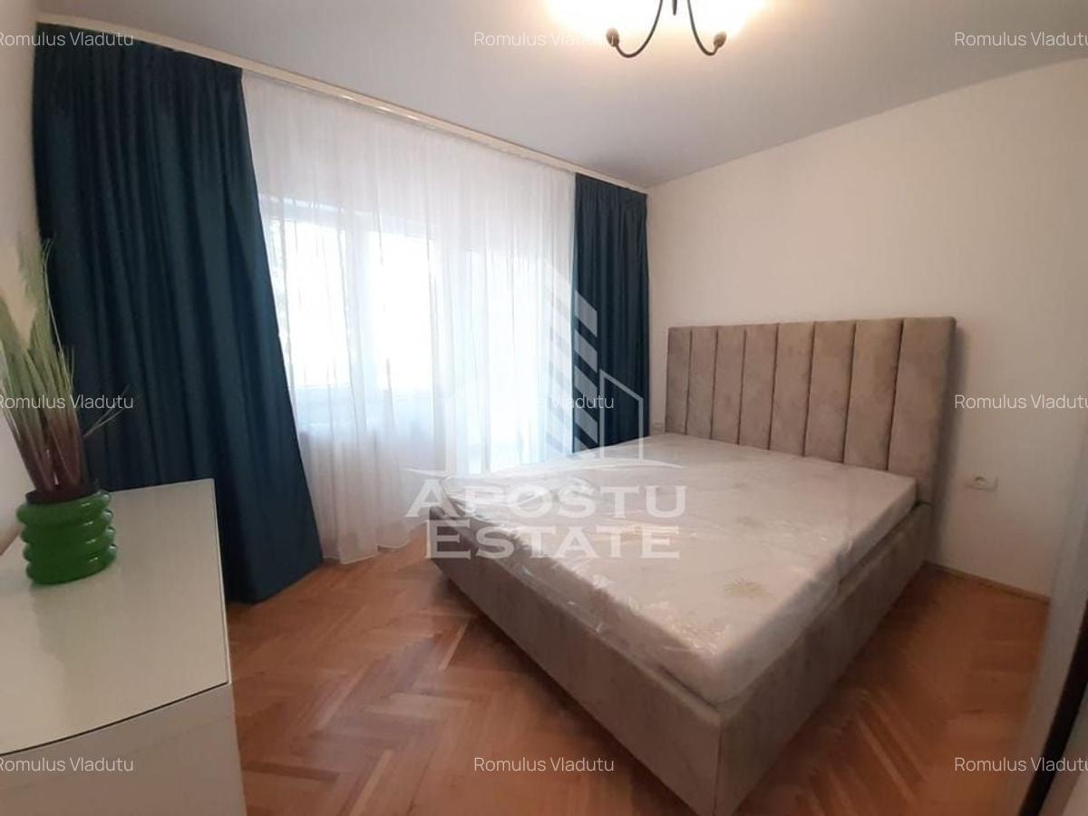 Apartament 2 camere, decomandat, renovat recent, Zona Soarelui - 2
