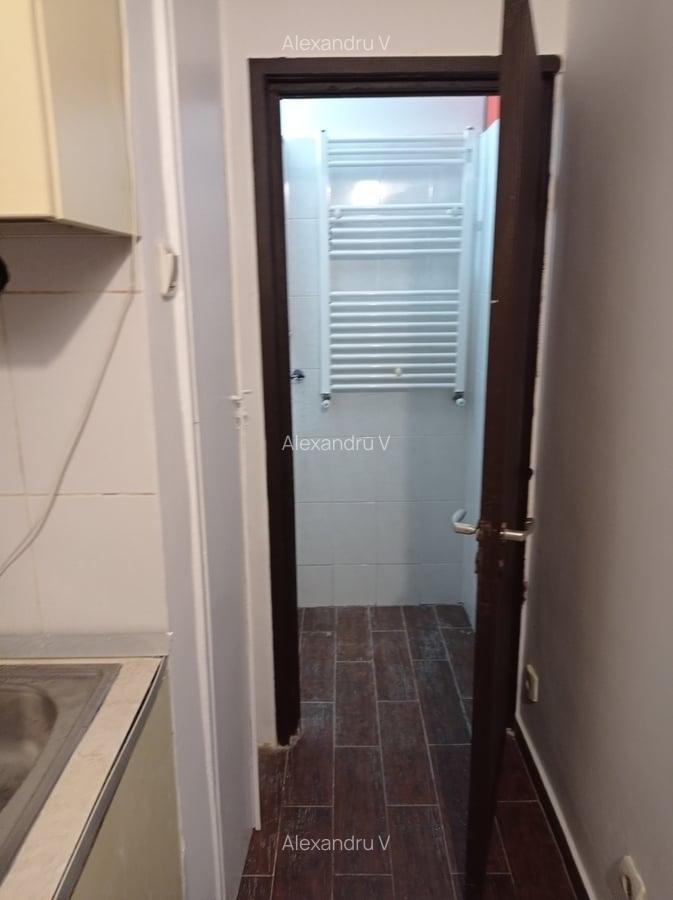 Vanzare garsoniera in Eroii Revolutiei - 6