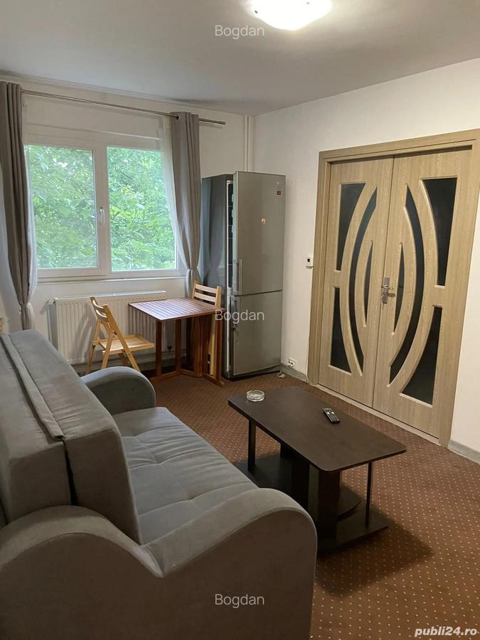 Vand apartament 2 camere,Bulevardul Primaverii - 1