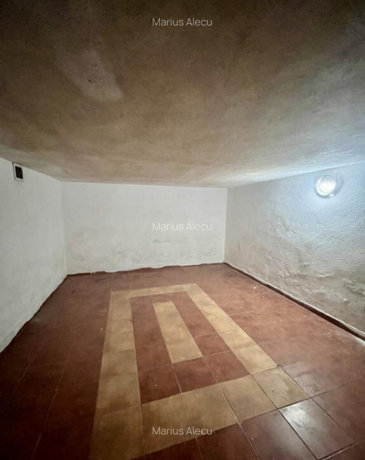 Casa de vanzare Frumusani - Spatiu Comercial la Parter - 25 - 18