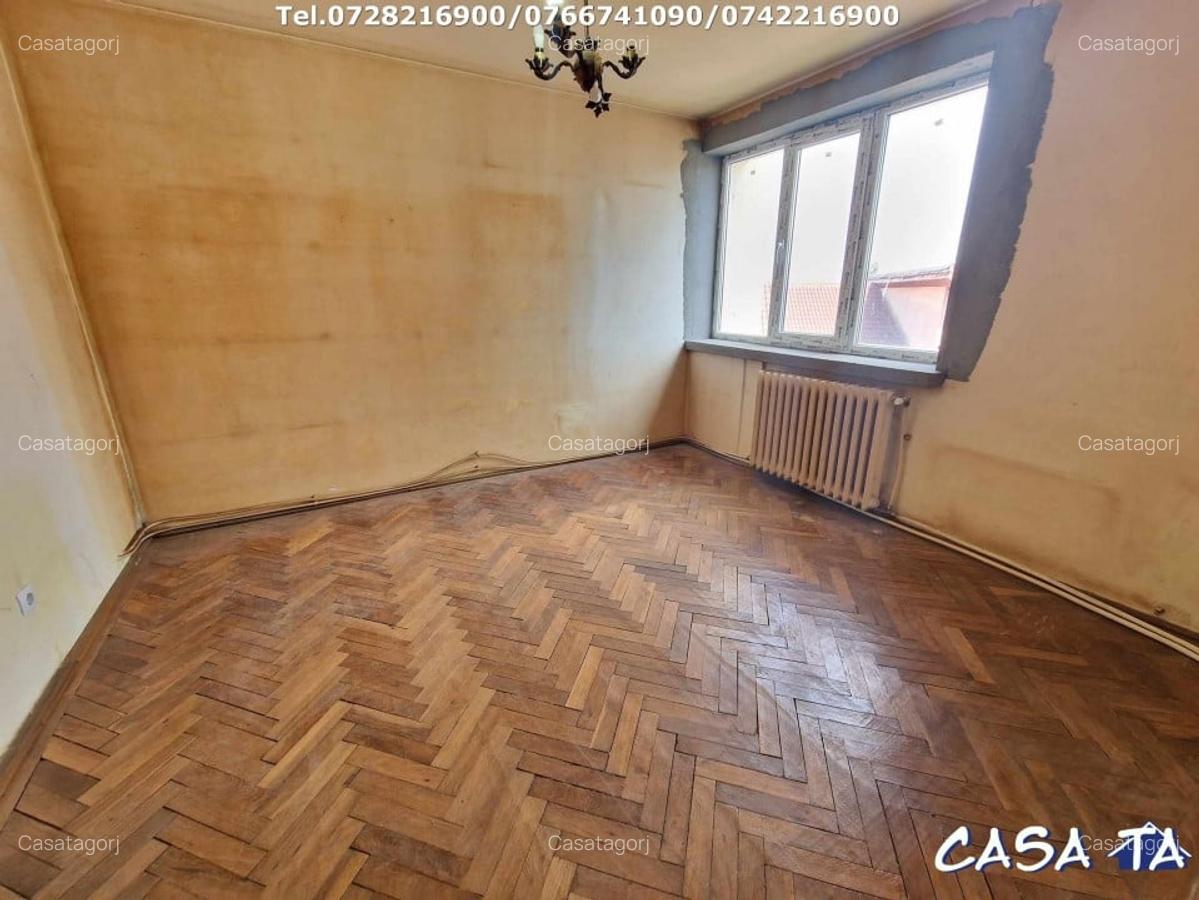 Apartament 2 camere, situat in Targu Jiu, Aleea Unirii - 5