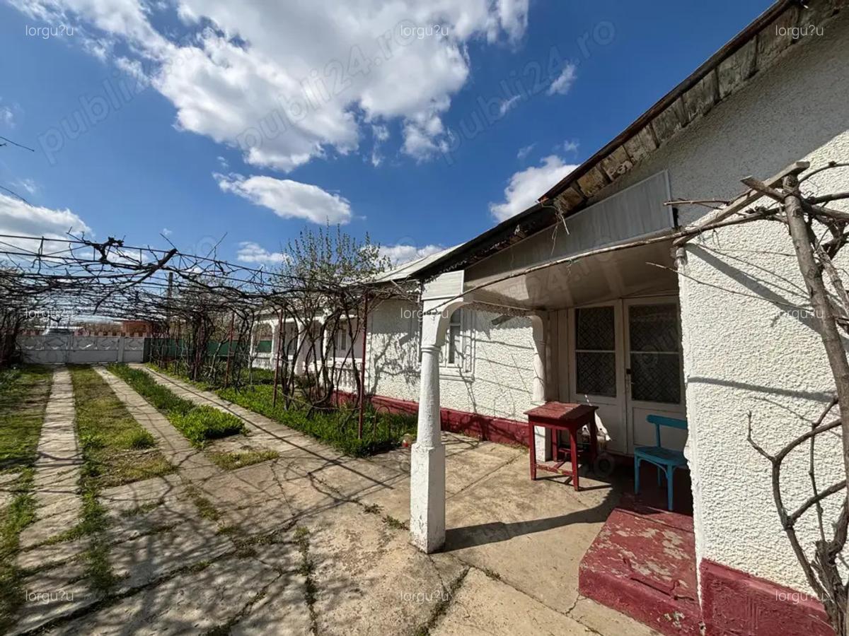 De vanzare casa batraneasca sat Calmatui, comuna Grivita, jude?ul Galati - 6