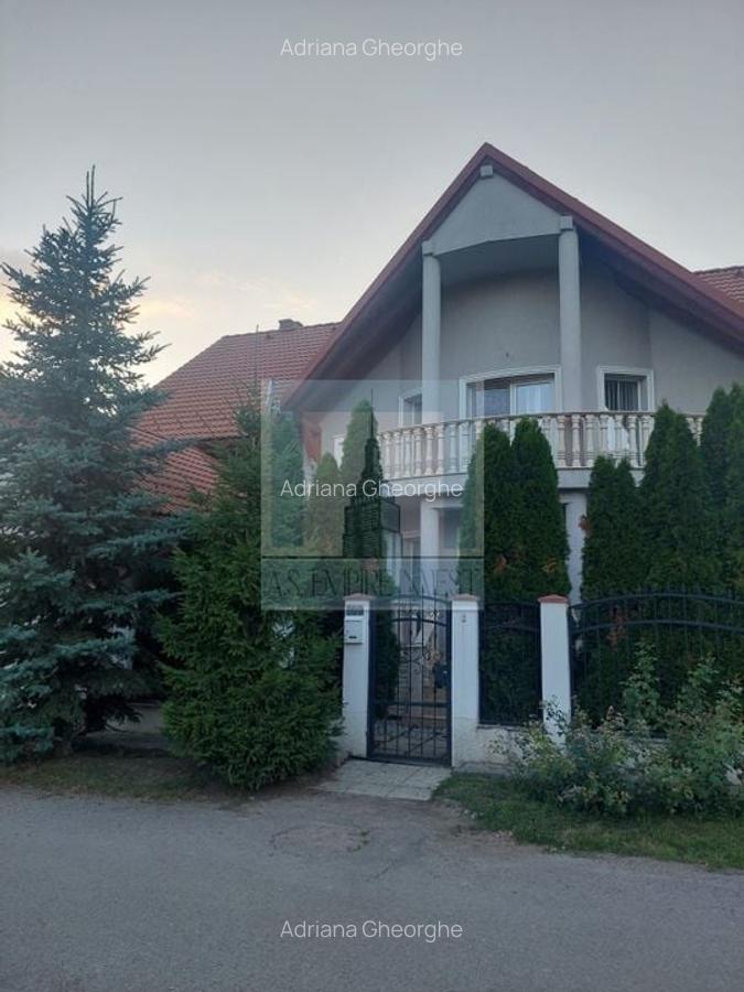 Casa de va?nzare i?n Sa?npetru - 2