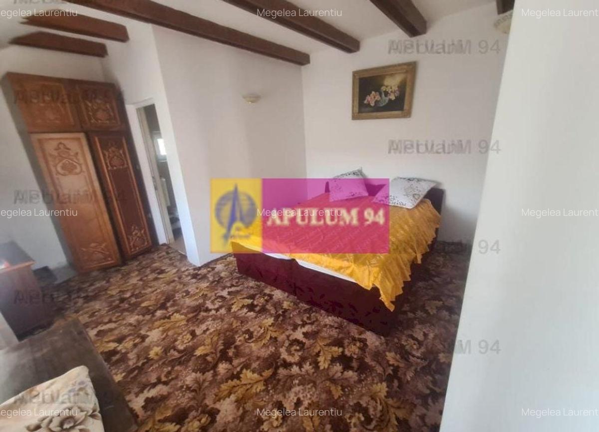 CASA (VILA) DE VANZARE IN CORNU - 25