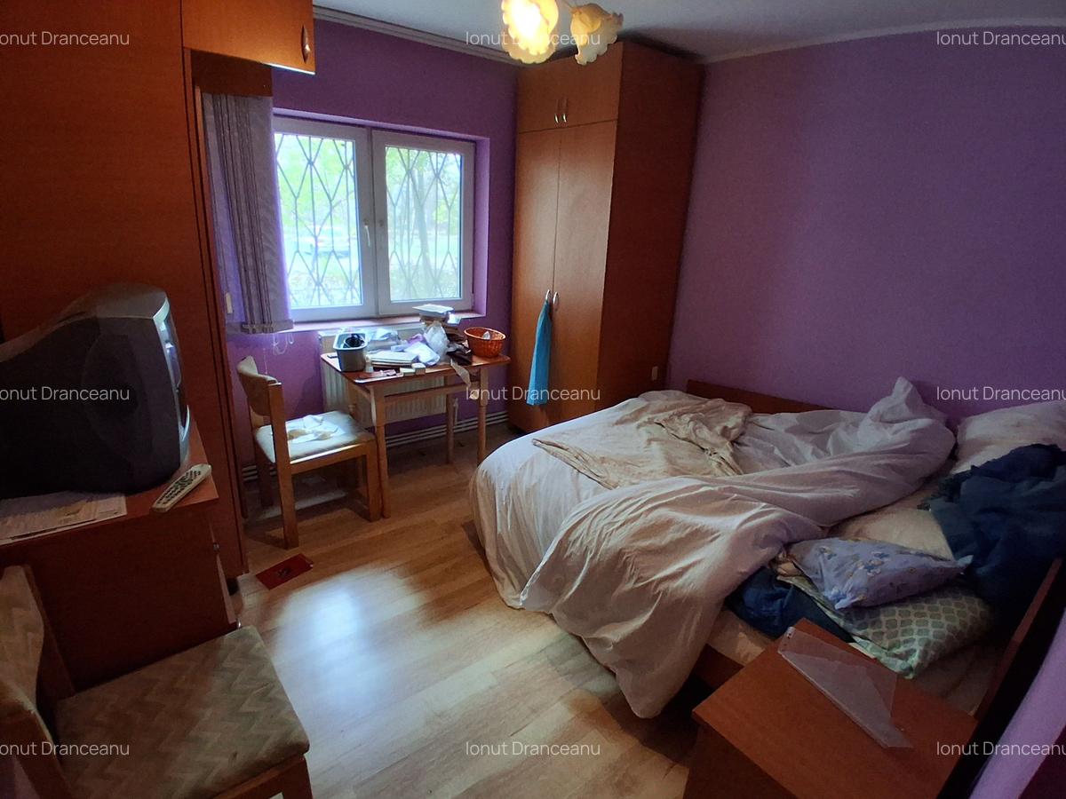 CANTA PROFI 2 CAMERE DECOMANDAT PARTER 48 MP BLOC 1980  COD 160529 - 3