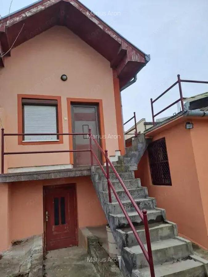 CASA DE VANZARE IN HD - 13