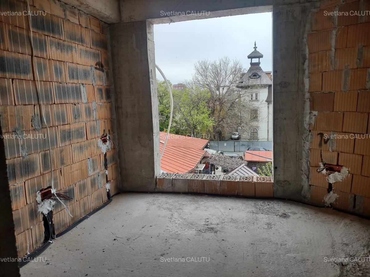 Apartament cu 3 camere decomandat în Moșilor - 13