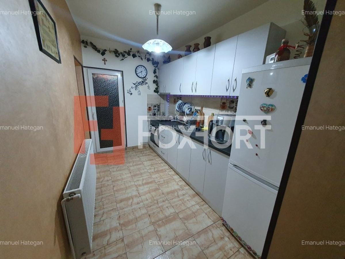 Apartament cu 2 camere decomandat, mobilat în Sinaia - 9