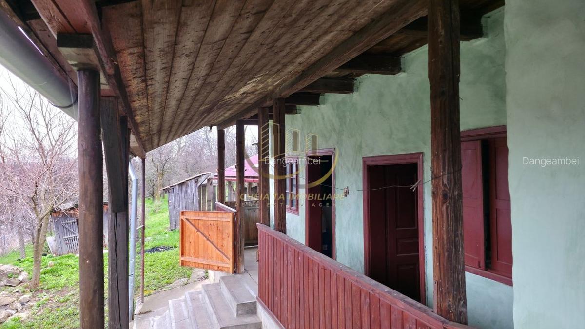 Oportunitate unică în Sâncraiu/Huedin: Casă cu teren generos de 2270 m - 2