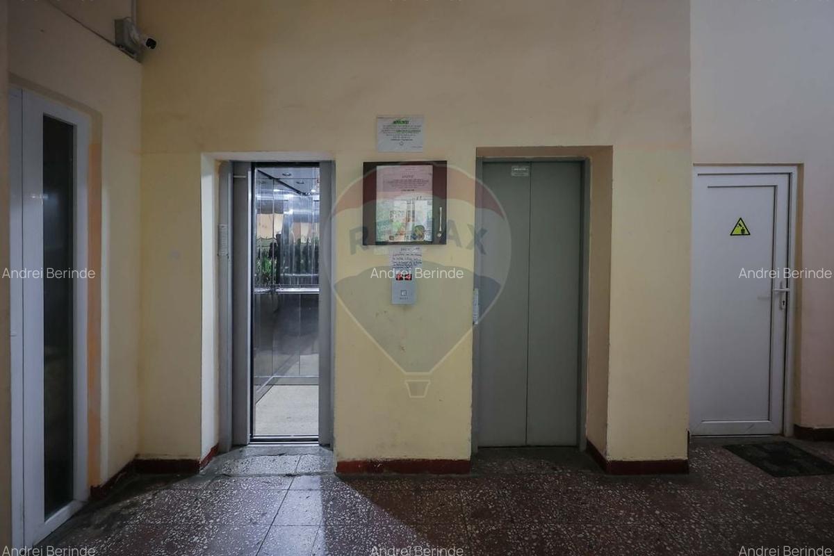 Apartament cu 3 camere de vanzare, Bd. Dacia - 13