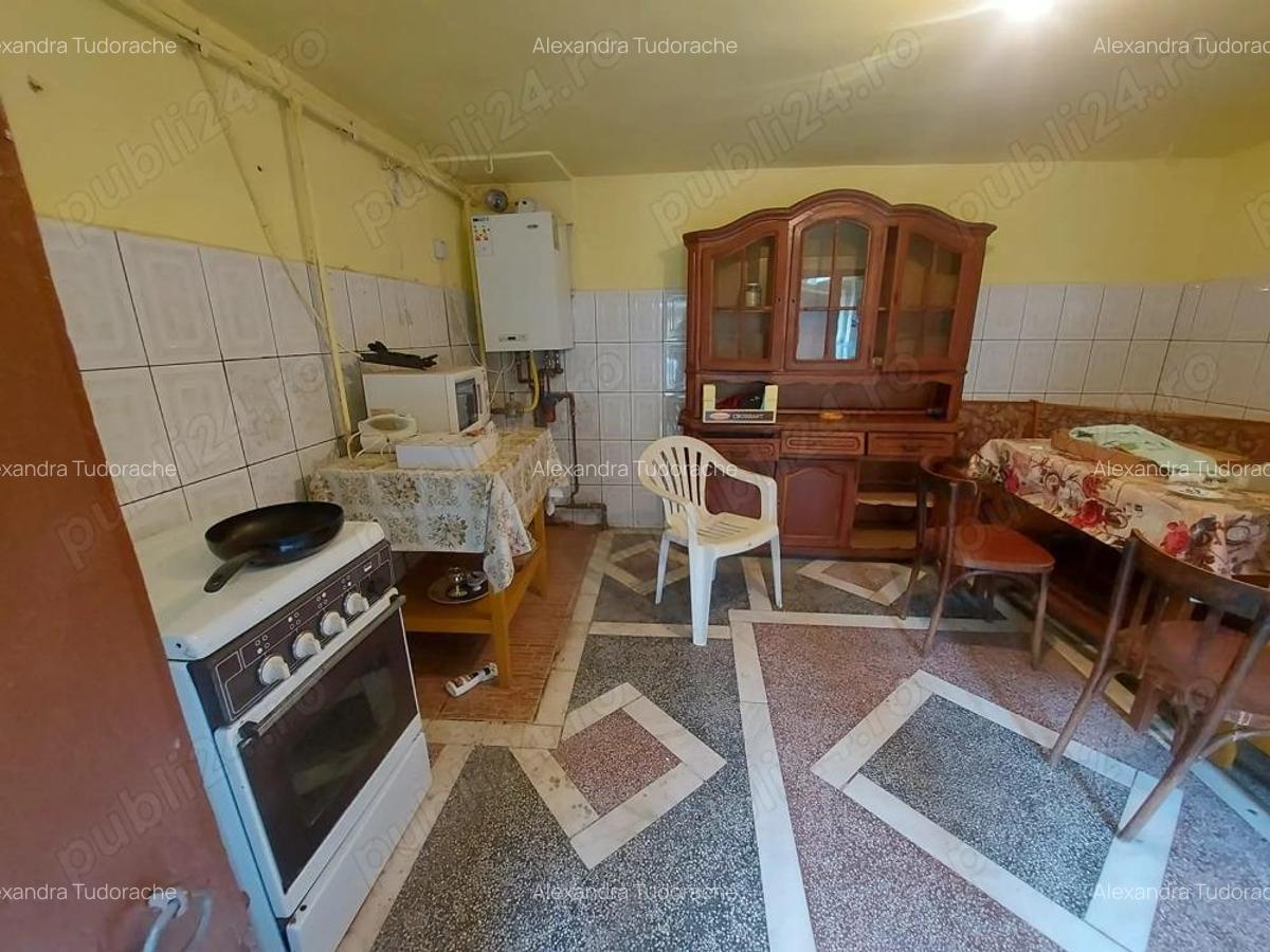 Vanzare casa si teren - Targoviste, zona Calea Bucuresti - 17