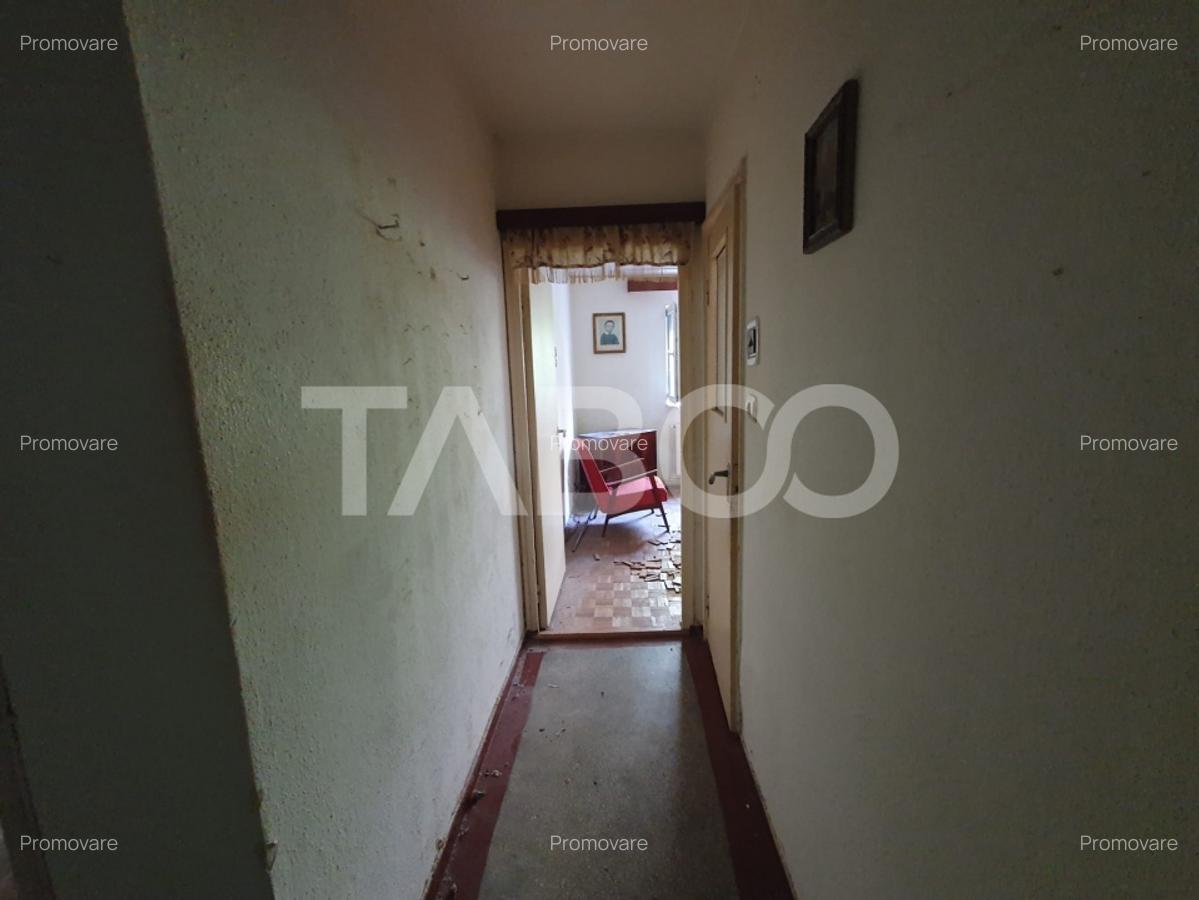 Apartament 3 camere decomandate 65 mp + 5 mp balcon parter Fagaras - 9