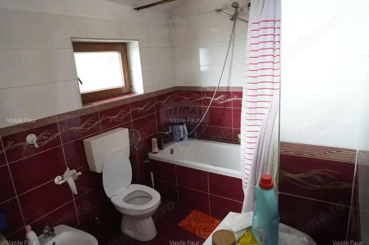 Casa / Vila cu 3 camere de vanzare in zona Sud-Est - 3