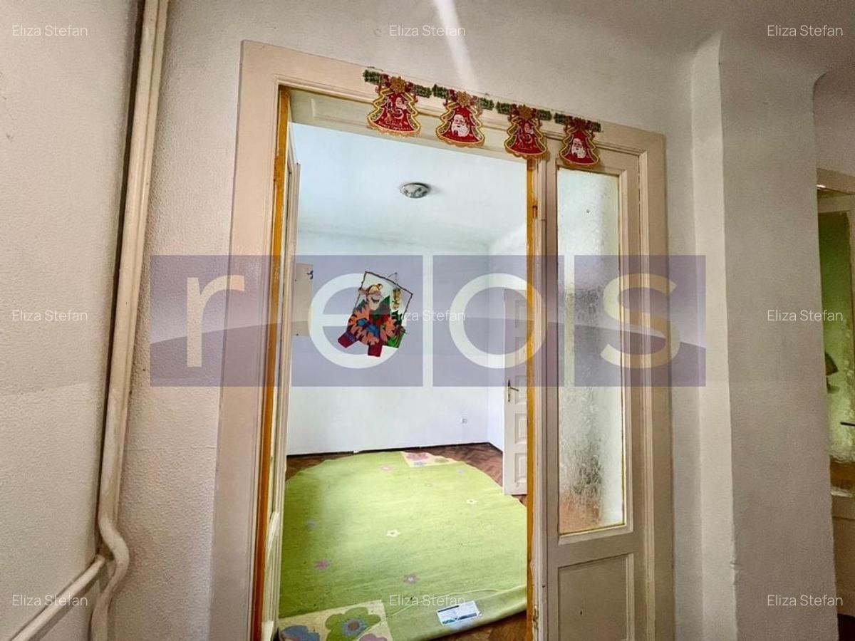 VANZARE VILA INTERBELICA VATRA LUMINOASA NECESITA RENOVARE CURTE PROPRIE - 4