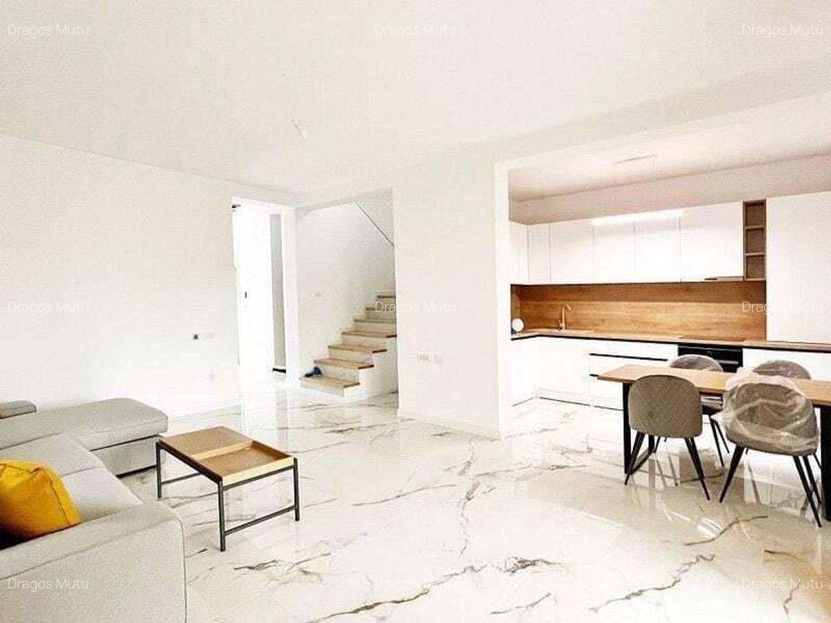 Casa cu Garaj - 150 mp + Terasa 20 mp - 335 000 euro - 3