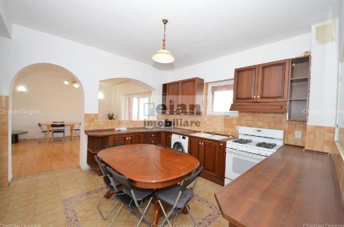 Pipera - Mircea Cel Batran, Vila 9 Camere, 5bai, S+p+1+m, 781 Mp Teren - 4