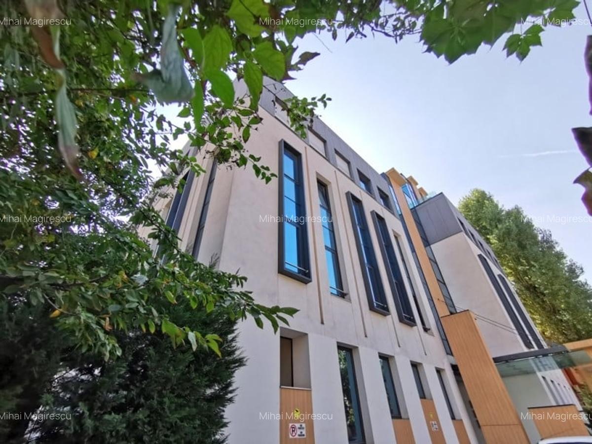 5 Camere || Kiseleff - Aviatorilor || 2 Locuri de Parcare || Piscina - 9