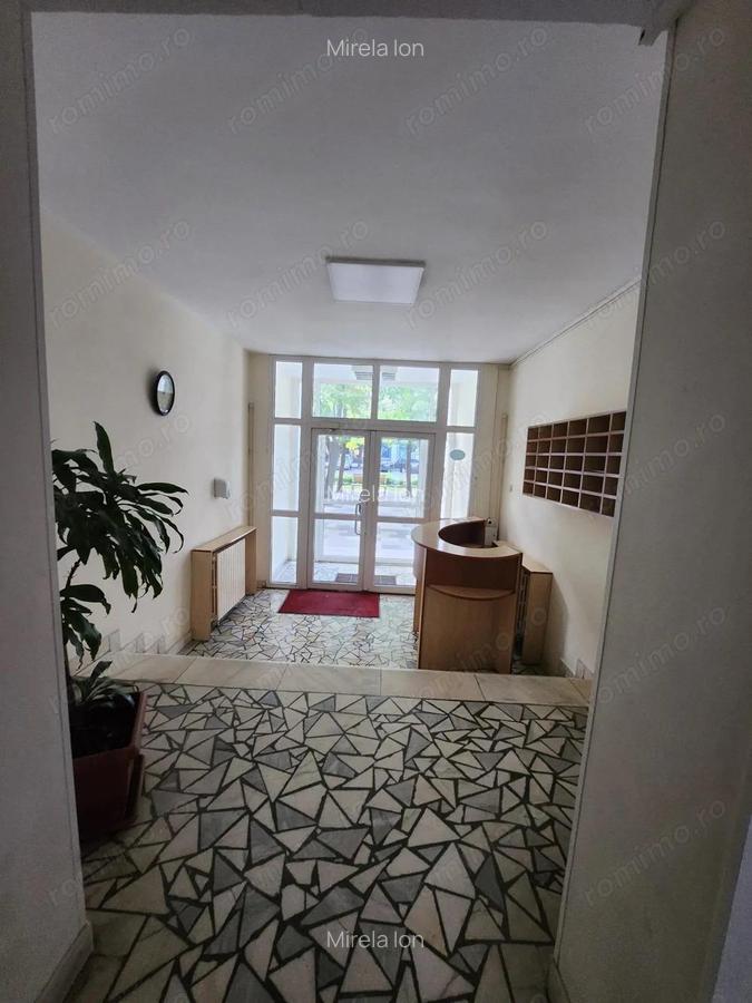De Inchiriat Garsoniera Bd. Decebal LUX cu TERASA langa Rond Alba Iulia - 25
