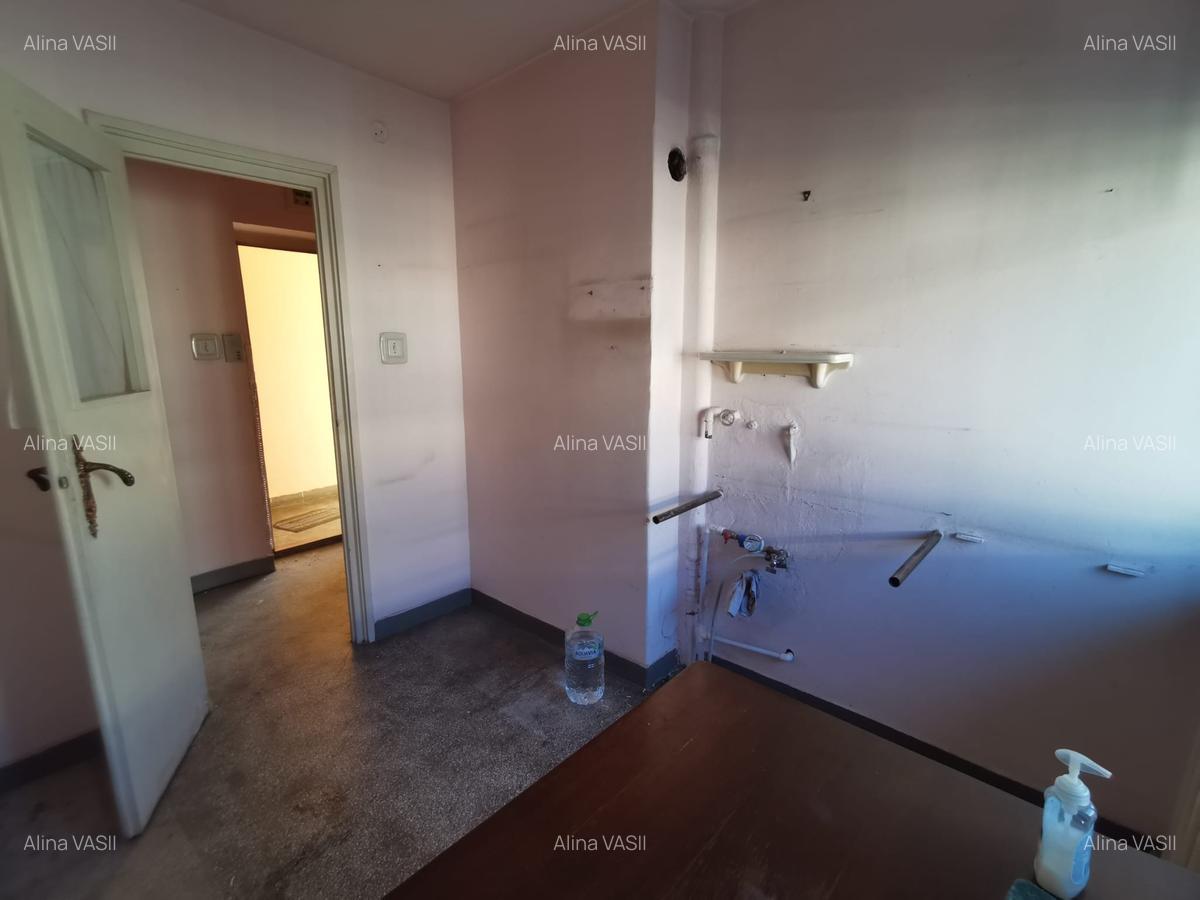 Apartament 2 camere CENTRAL-Louis Turcanu - 9