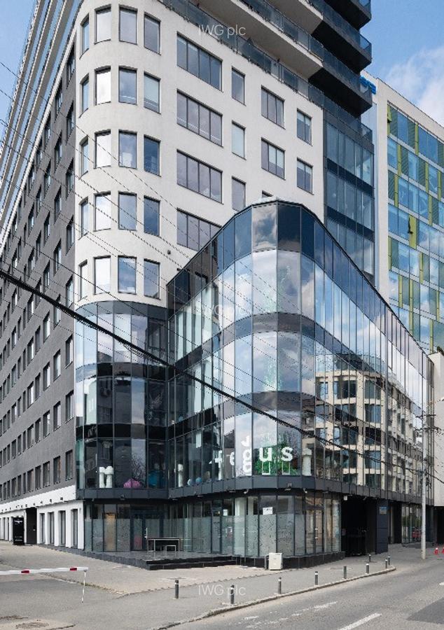 Spa?iu de birou privat pentru 5 persoane in Regus Central Business - 2