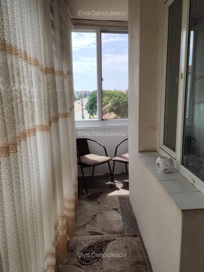 3 Cam - Spitalul Judetean-Mobilat--Utilat-Centrala -53Mp-95000 Euro-Negociabil - 16