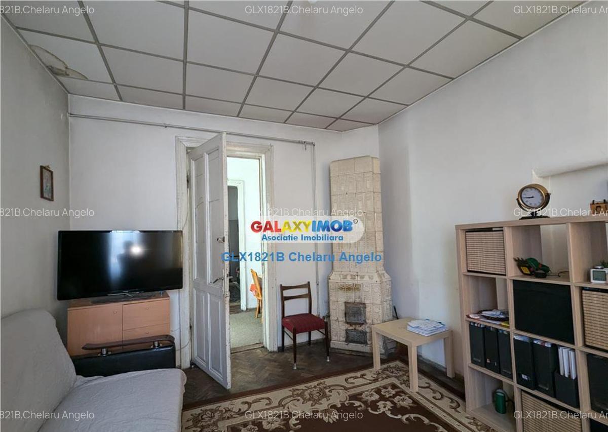 Parcul Carol casa singur curte 3 camere,curte 70 mp - 7