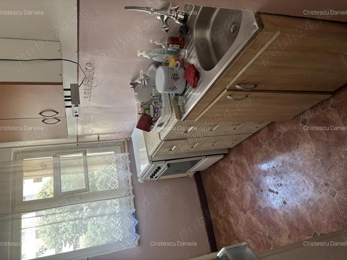 Vand apartament 3 camere Pite?ti - 10