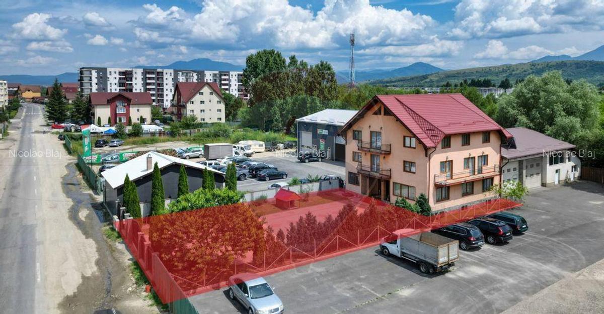 Vila cu poten?ial in Zarne?ti 10 camere, curte mare - 3