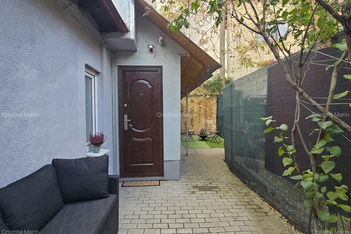 Casa interbelica cu farmec, in apropiere de Mall Vitan - 23 Casa interbelica cu farmec, in apropiere de Mall Vitan - 23