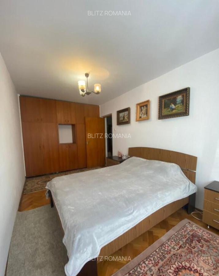 Apartament 3 camere, 115 mp, etaj 1 +garaj, zona centrala - 12