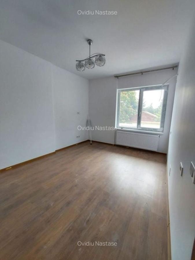 Apartament cu 2 camere decomandat în Apărătorii Patriei - 2