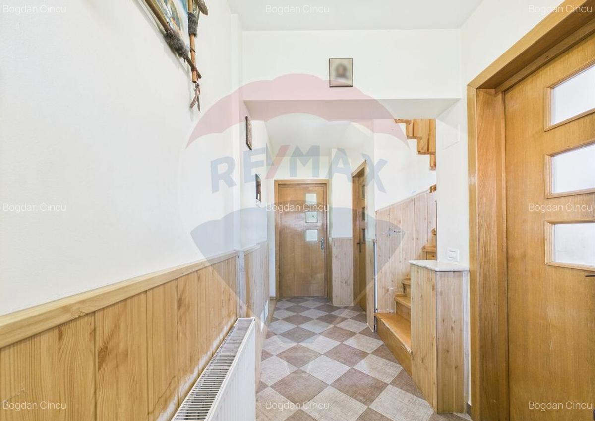Casa individuala cu 5 camere si Pod in zona Andronache - 11