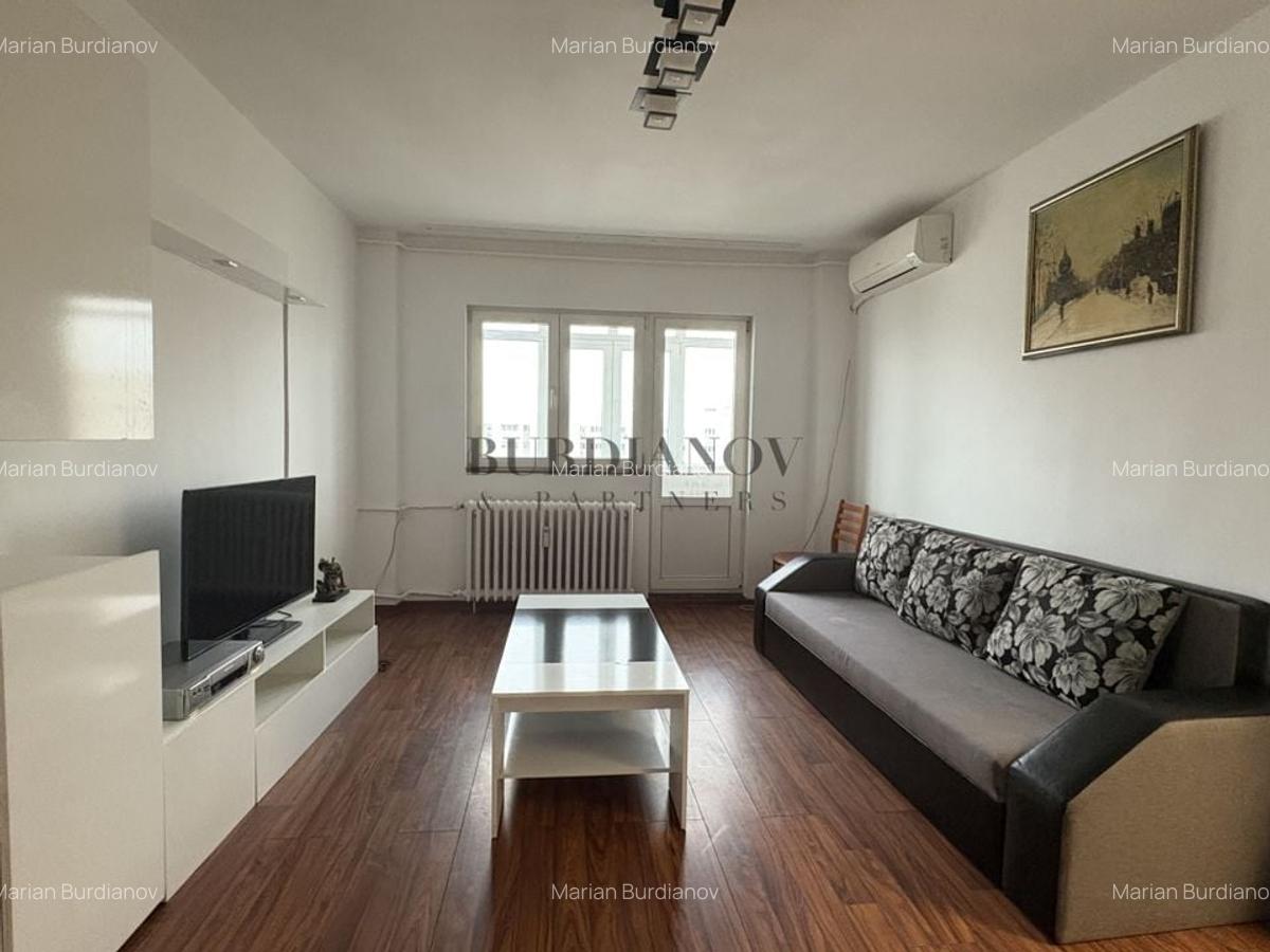 Apartament cu 3 camere de vânzare Bd. Basarabia / Metrou Titan - 2
