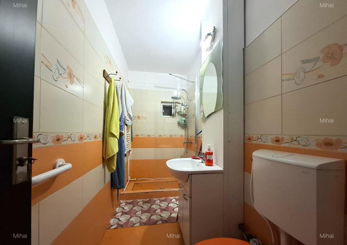 Apartament 3 camere ,zona doi stejari - 5