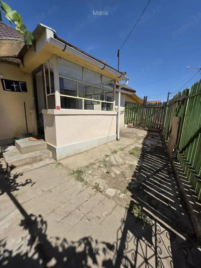 Oportunitate Unica: Vand Casa ?i Teren cu poten?ial Investi?ional in 23 August - 8 Oportunitate Unica: Vand Casa ?i Teren cu poten?ial Investi?ional in 23 August - 8