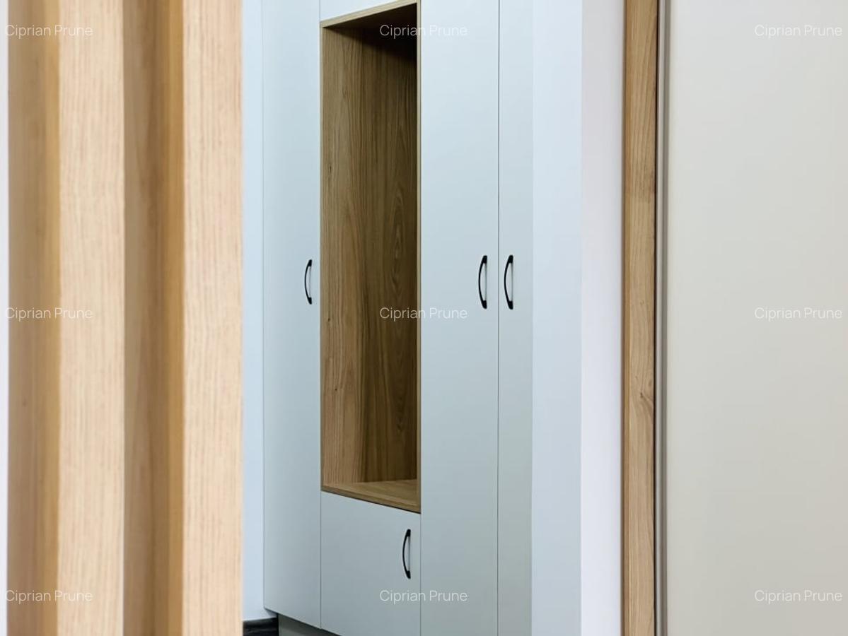 Prima inchiriere - Studio modern, vedere superba spre oras | Com 0% - 10