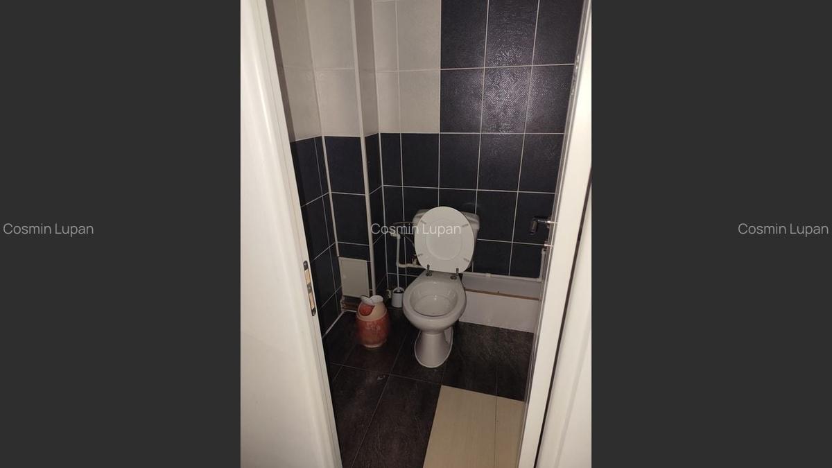 Spatiu parter de inchiriat  in Baicoi - 9