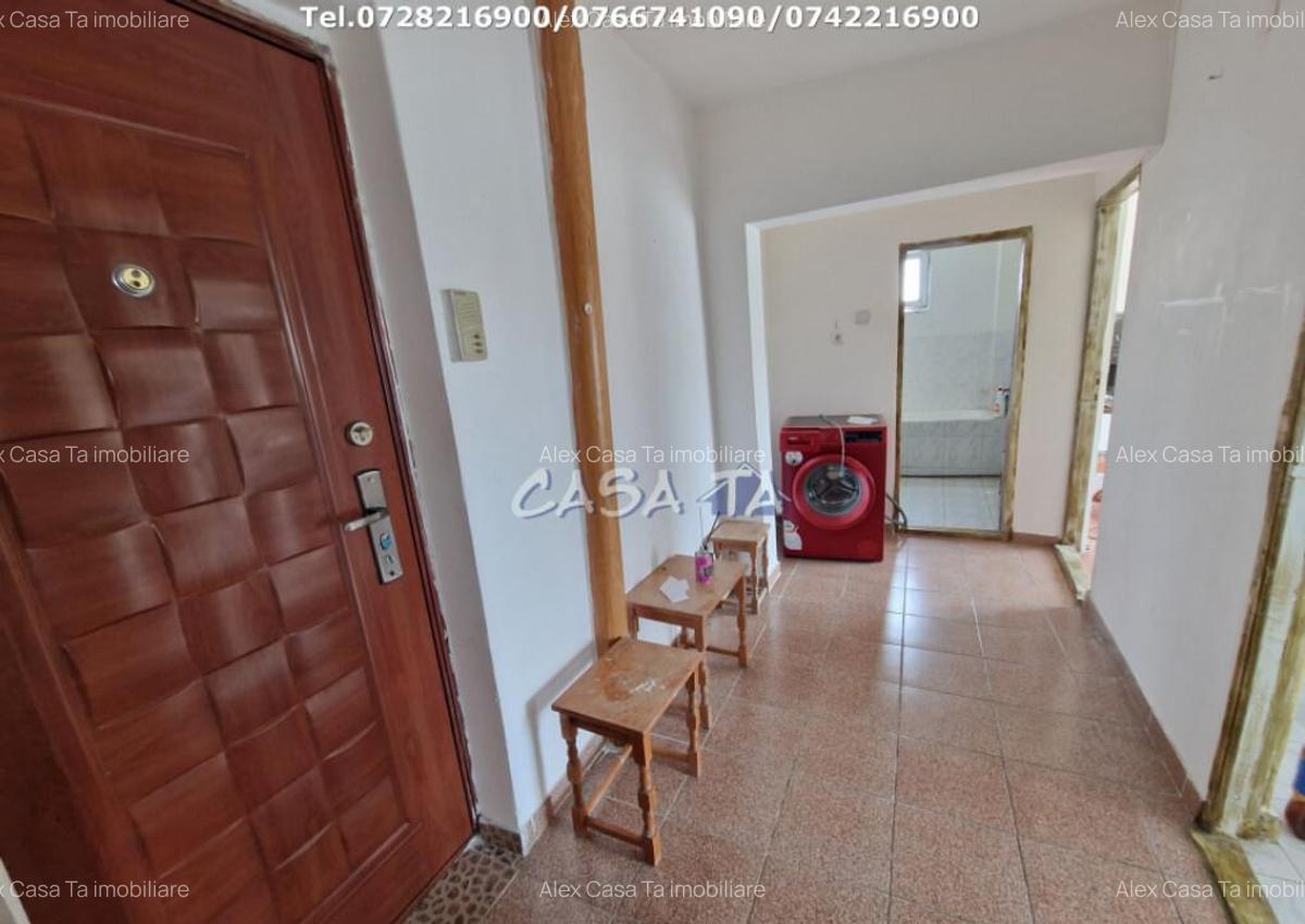 Inchiriere apartament 2 camere, situat in Targu Jiu, Str.V - 8