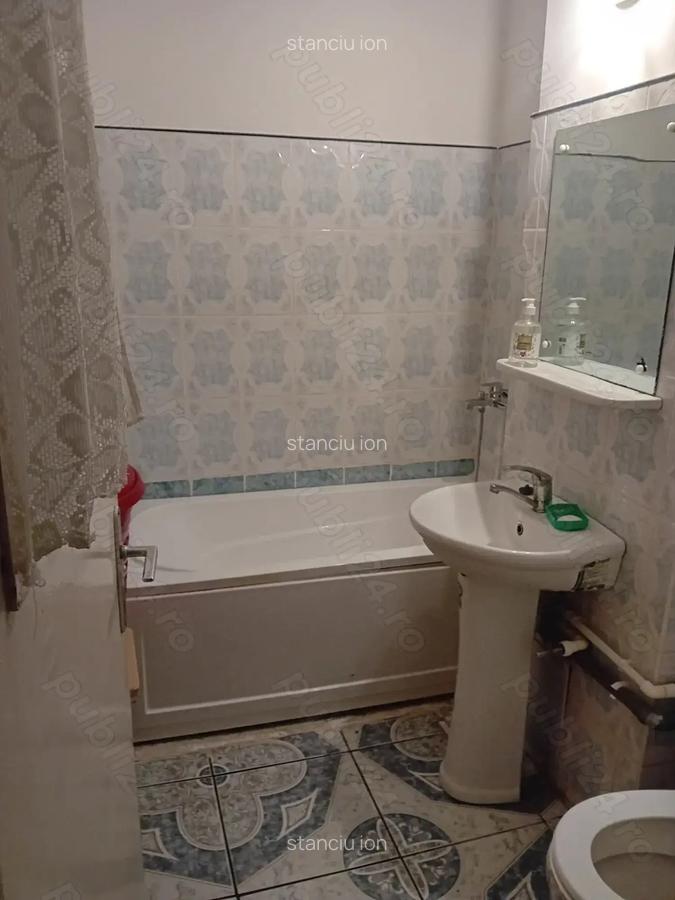Inchiriez apartament 2 camere micro 9 - 5