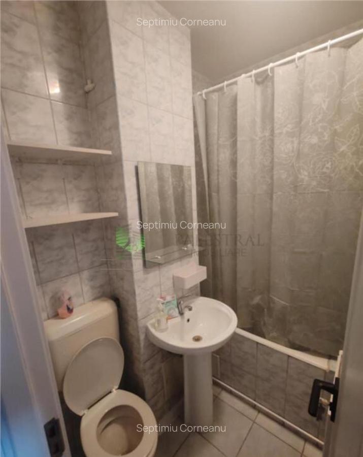 Garsoniera zona Judetean mobilata-utilata,300 Euro - 5