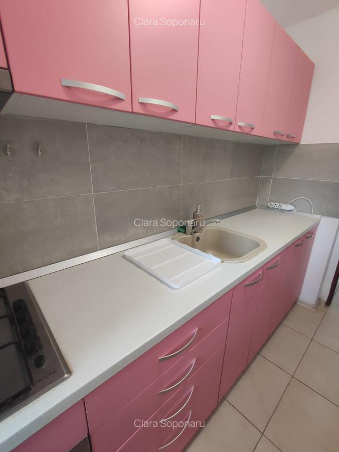 2 camere de închiriat - piața IL Caragiale - 17