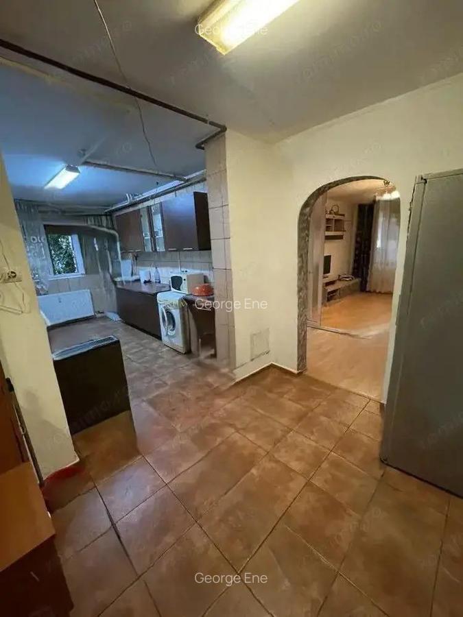 Apartament 2 camere vanzare Bucuresti Rahova la parter bucatarie mare - 2