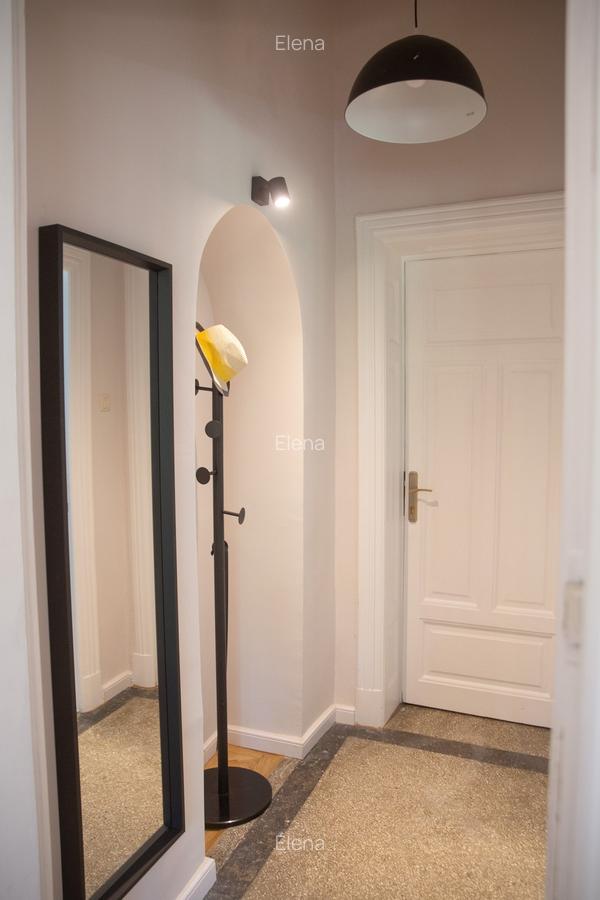 Garsoniera spatioasa cu gradina  intr-o vila eleganta  - exclusiv Afaceri - 13