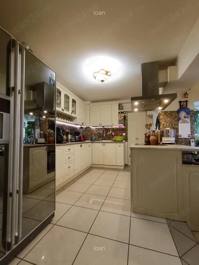 Apartament 4 camere, Deva, zona centrala, in apropiere de Pia?a ?i Centrul comercial Ulpia - 2