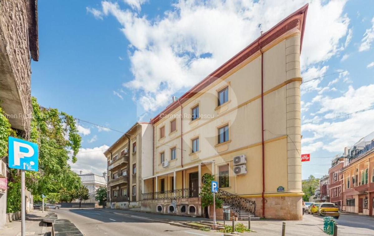 RESTAURANT DE VANZARE zona ARMENEASCA - 2