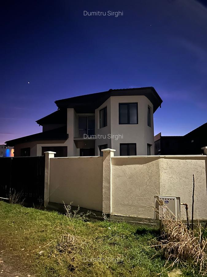 Casă spațioasă în Agigea, județul Constanța - 3