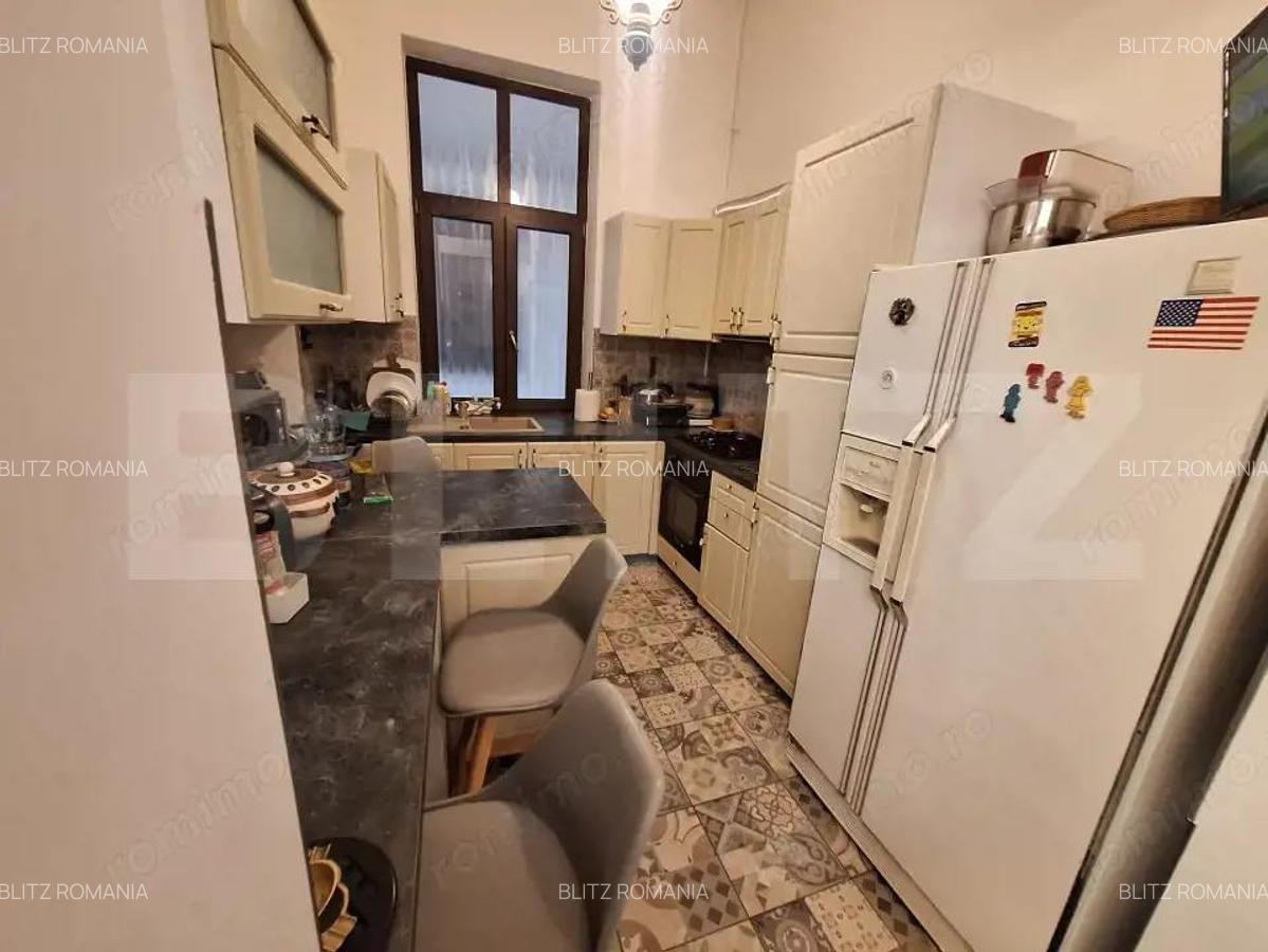 Apartament de vanzare, cu 4 camere, 125 mp, zona P-ta Romanilor - 7